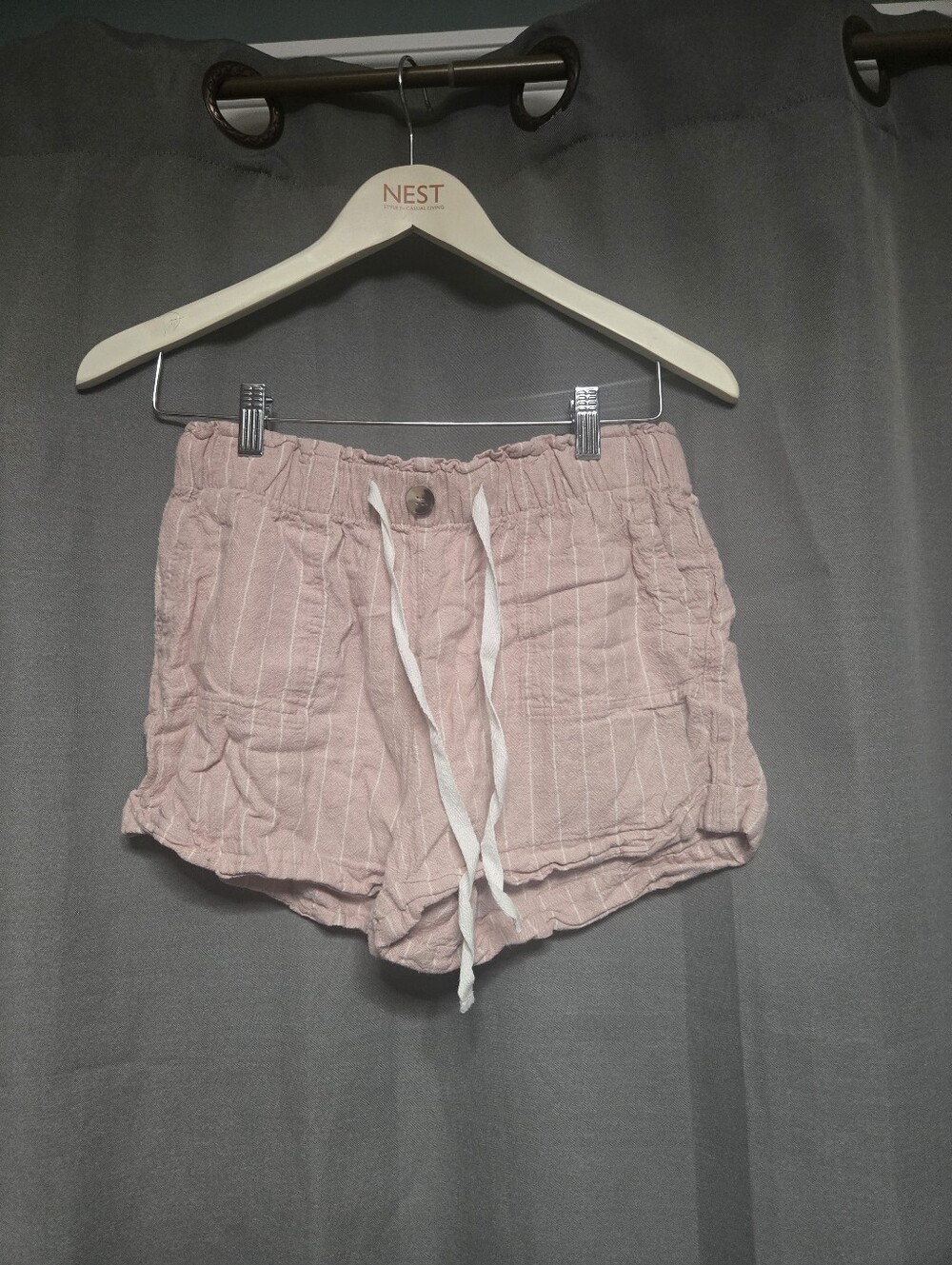 Streetwear Society Womens Medium Pink And White Striped Shorts